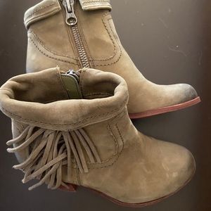 Sam Edelman Olive Green Fringe Booties - Size 5